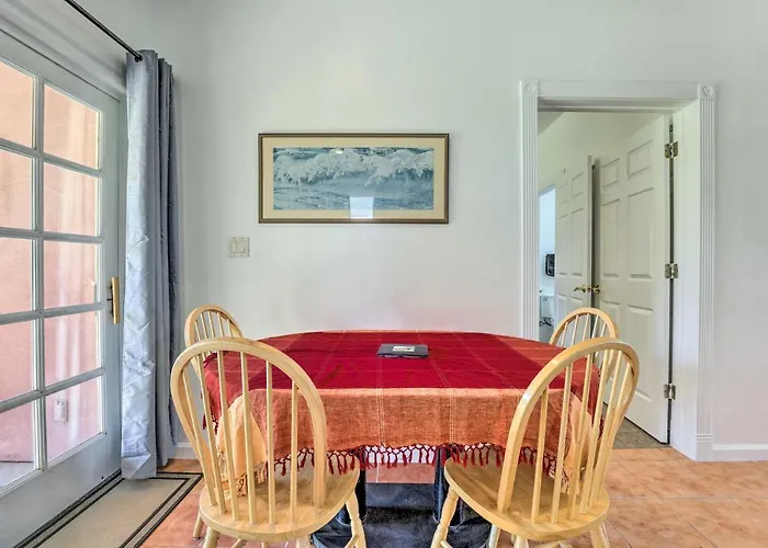 Cozy & Relaxing W/ Pool Access Apartment